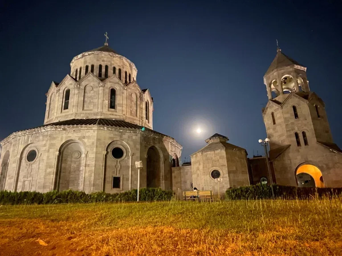 Սուրբ եկեղեցի